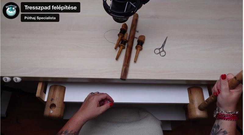 Tresszelés online hajfeldolgozás tanfolyam